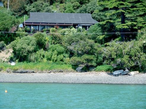221 Beach Road, Akaroa