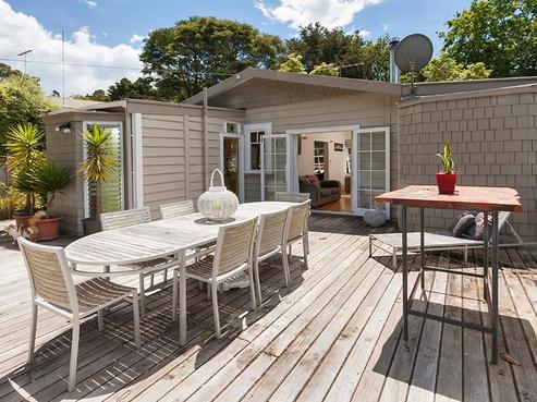 43 Rewa Road, Maraetai