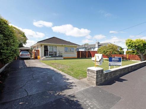 8 Vardon Road, Saint Andrews