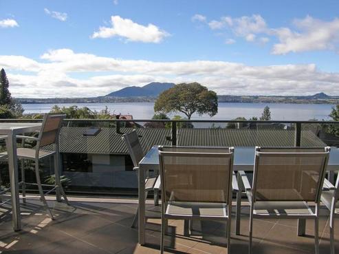 6 Te Kopua Street, Acacia Bay