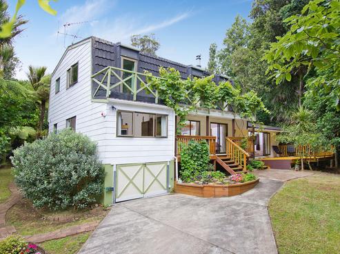 197A Scenic Drive, Titirangi
