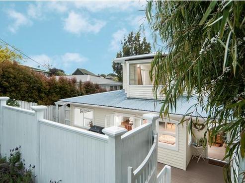 11 Bevyn Street, Castor Bay