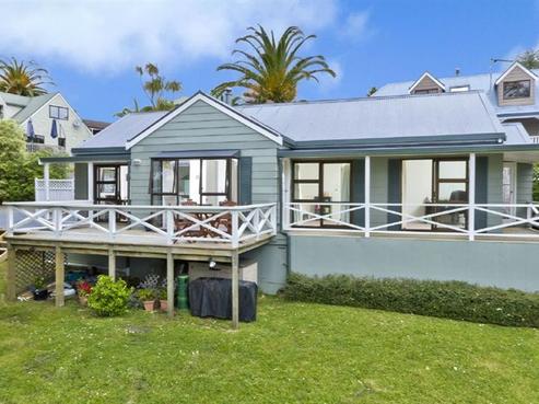 2/14 Charles Street, Hauraki