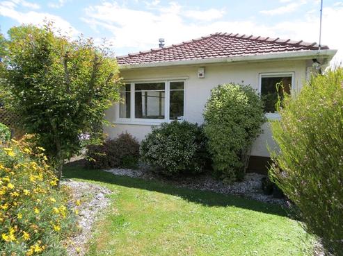 6 Suter Street, Stoke