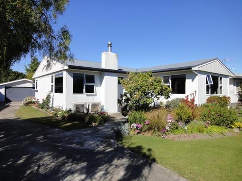 737 Maxville Drive, Parkvale