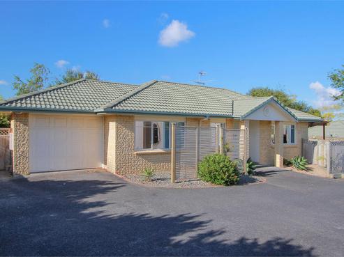 110 Bob Charles Drive, Golflands