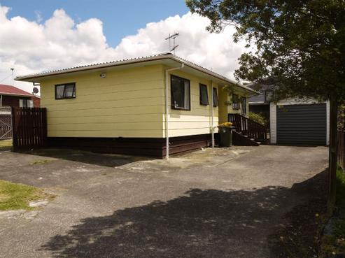98B Shifnal Drive, Randwick Park