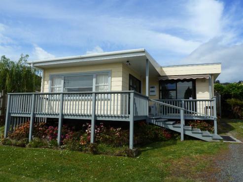 110 Pleasant Wood Place, Thames