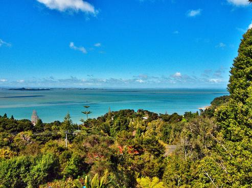 50 Takahe Road, Titirangi