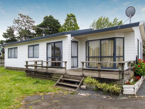 12B Maybelle Place, Kelston