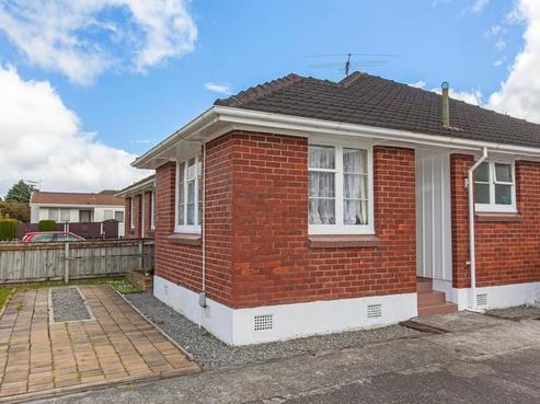 1/1183 High Street, Taita