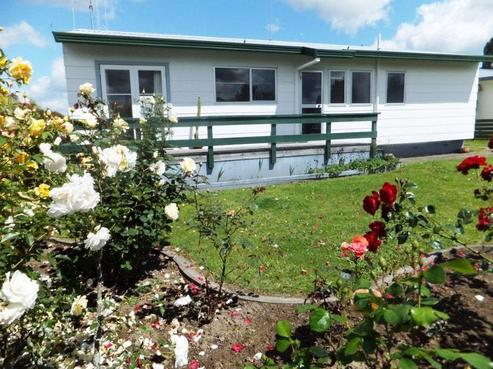 3 Olivine Street, Poike