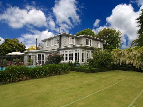 16 Memorial Avenue, Ilam
