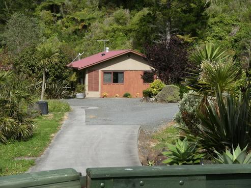 151 Anzac Valley Road, Waitakere