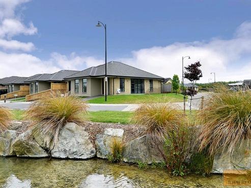 35 Philippe Avenue, Yaldhurst