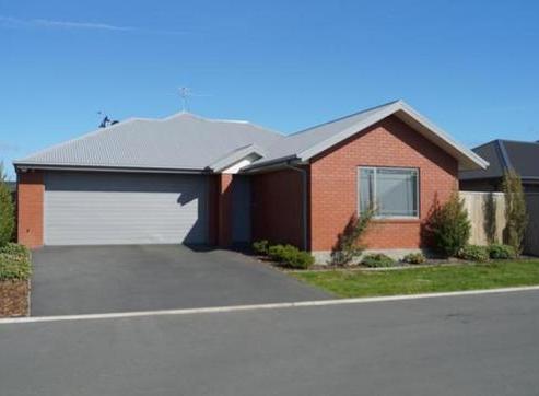 6 Charente Way, Yaldhurst
