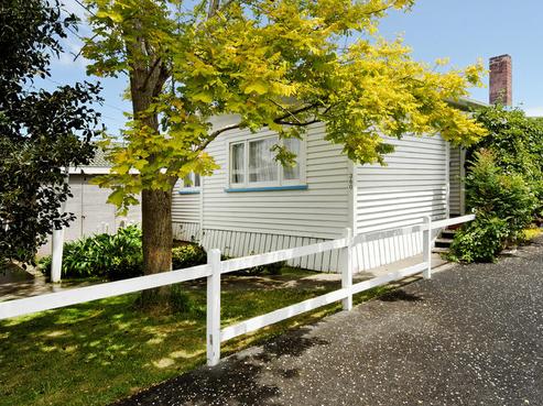 360 Point Chevalier Road, Point Chevalier