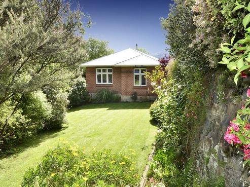 37 Erin Street, Roslyn
