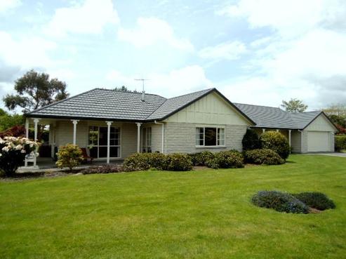 194 The Oaks Drive, Leamington