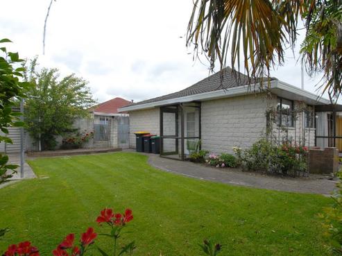 2/76 Veitches Road, Casebrook