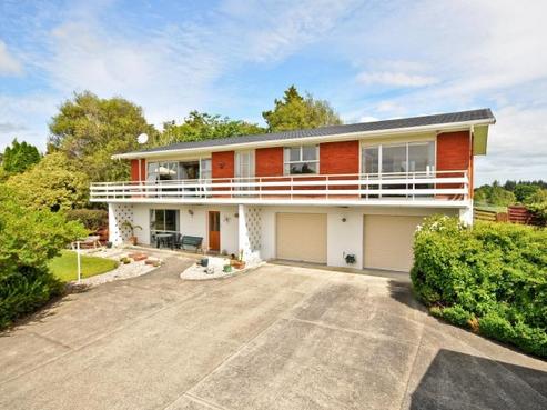 62 Weston Lea Drive, Peacocke