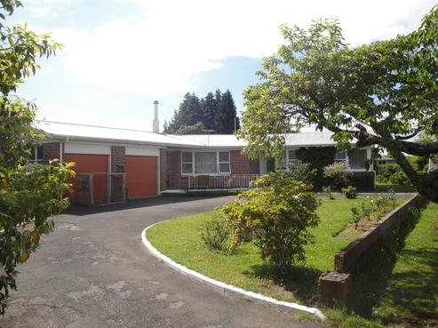 2 Ngahu Street, Fairy Springs