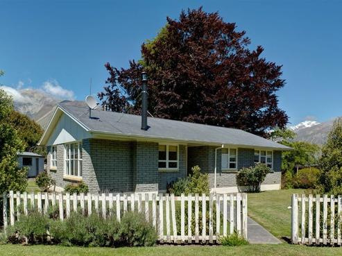 2 Harper Place, Lake Coleridge