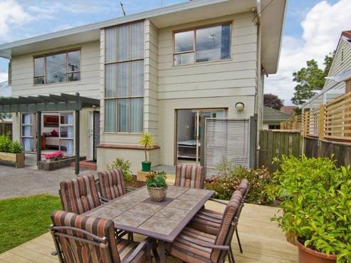 922 Mount Eden Road, Three Kings