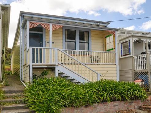 18 Boyd Terrace, Newtown
