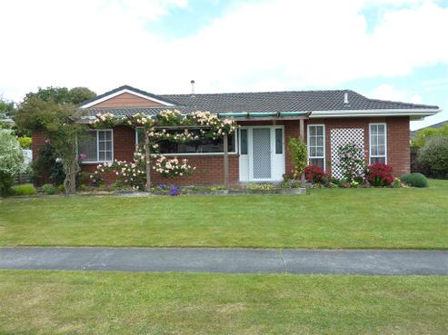 5 Lennox Place, Feilding
