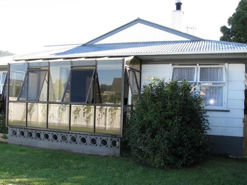 81 Alison Street, Mangakakahi