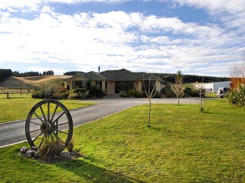 272 Catherwoods Road, Cust