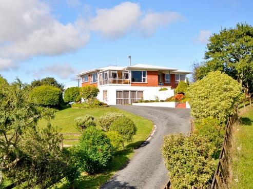 10 Howden Road, Fairfield