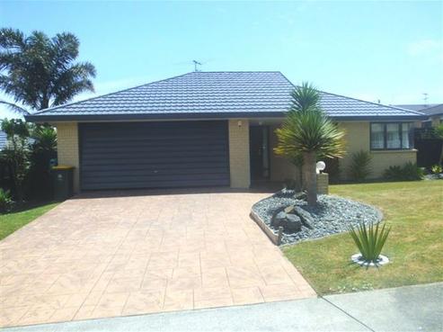17 Bellville Drive, Clendon Park
