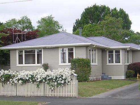 65 Bruce Avenue, Glenview
