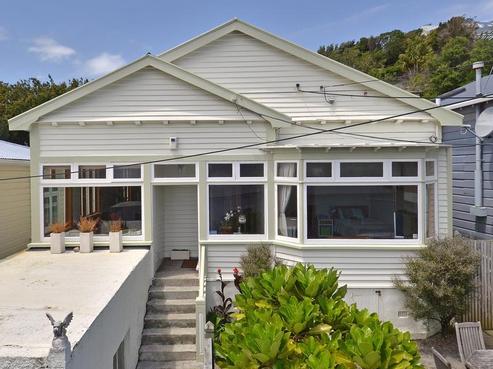 17 Princess Terrace, Newtown
