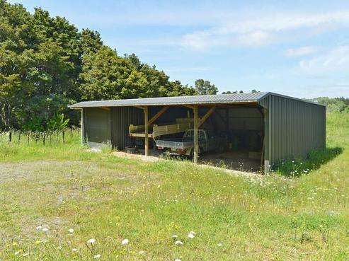 214 Cemetery Road, Maunu