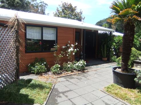 111 Poplar Grove, Whalers Gate