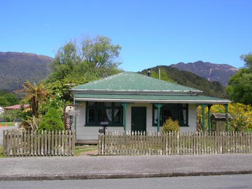 23 Hart Street, Blackball
