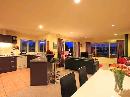 1 San Priamo Place, Paraparaumu Beach