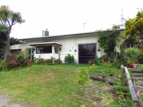 547 Kuku Beach Road, Manakau