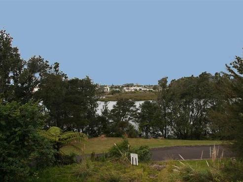 5/135 Waireka Place, Whangamata