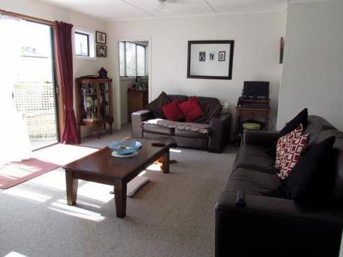 10 Collins Street, Waipawa