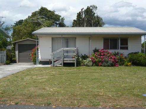 37 Waite Street, Featherston