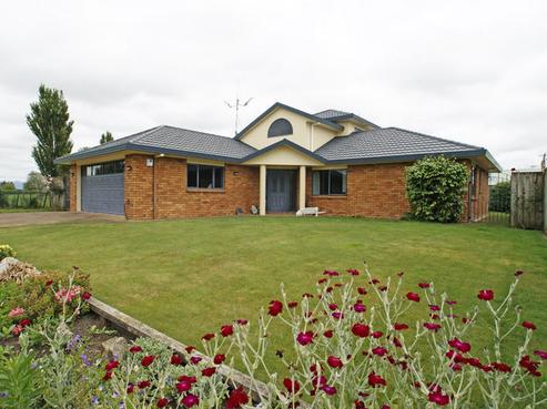 40 Macmurdo Avenue, Glenview