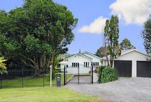 103 Christian Road, Swanson