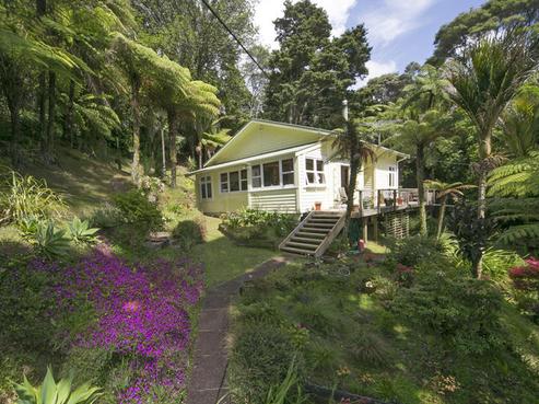 49 Laingholm Drive, Laingholm
