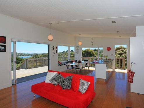 2 Pacific Parade, Surfdale