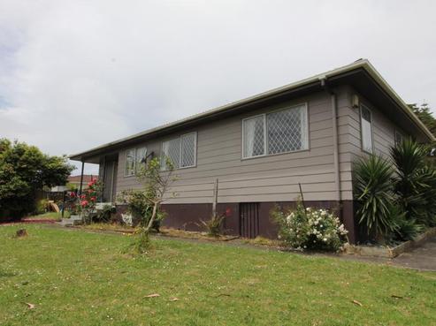 354 Roscommon Road, Clendon Park
