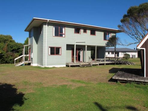 115 Manuka Place, Matarangi